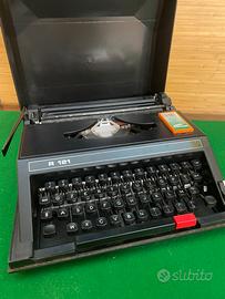 Macchina da scrivere Brother Valiant R 121