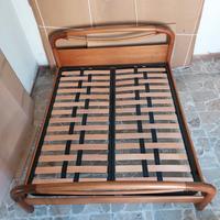 letto matrimoniale in legno di noce