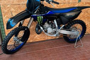 Yamaha yz 125 2023 monster edition