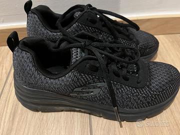 Skechers  misura 35 nere