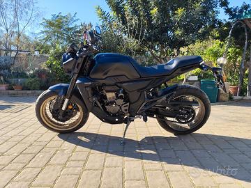 Zontes ZT 350 GK - 2024 con accessori