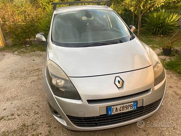 RENAULT GRAN SCENIC III