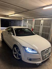 Audi TT 2.0 TDI Quattro – perfetta-tagliandata