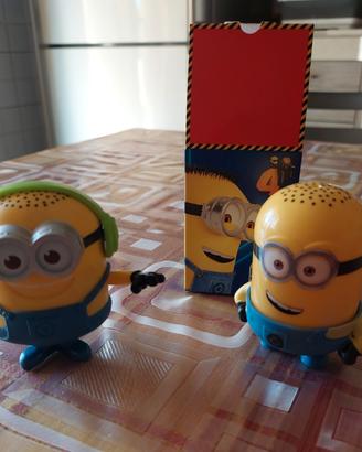 2 personaggi Minions della serie Cattivissimo Me 