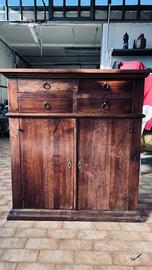 Credenzina in noce massello, stile Luigi Filippo