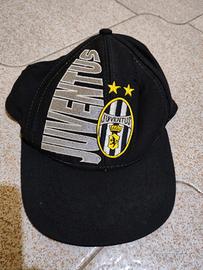 Juventus cappellino mai indossato taglia unica 