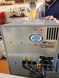 Macchina distributore d'acqua