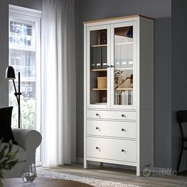 Vetrina Ikea Hemnes