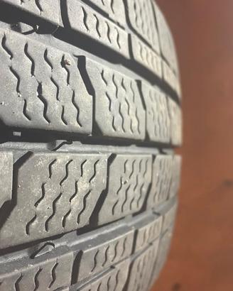 2 gomme invernali kleber 205/65 R16C