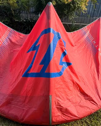 Vela kite North Reach 9Mt con Barra navigator pro