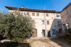 Villa su 3 piani, Ponton