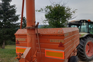 Carro agricolo lancia grano