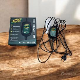 Caricabatterie e mantenitore di carica automatico