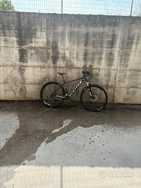 Mountain bike scott