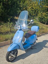 Iconica Vespa 125 Primavera del 2017