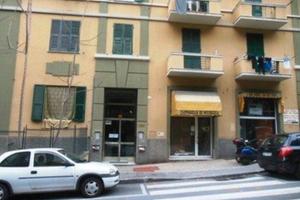 Stanza un solo posto letto per ragazza