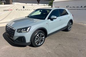 AUDI Q2 30 TDI S tronic Identity Black