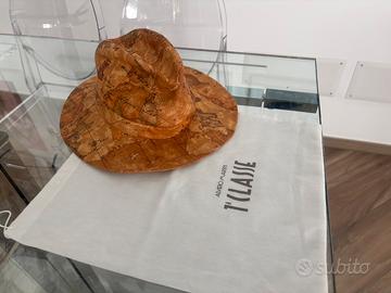 Cappello 1 Classe Alviero Martini