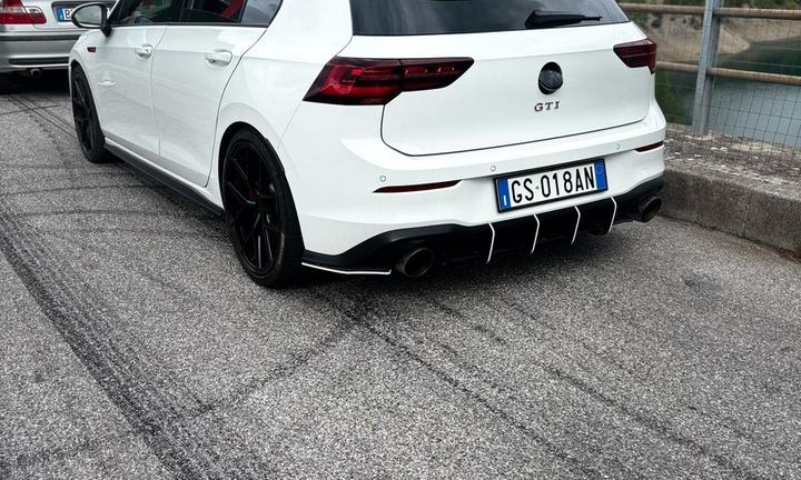 Golf 8 gti manuale