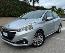 Peugeot 208 BlueHDi 75CV (anche per neopatentati)