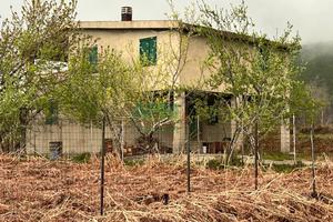 CASA INDIPENDENTE A GAMBARIE