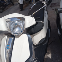 Liberty 50 bianco