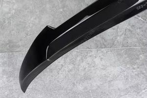 Spoiler posteriore serie 3