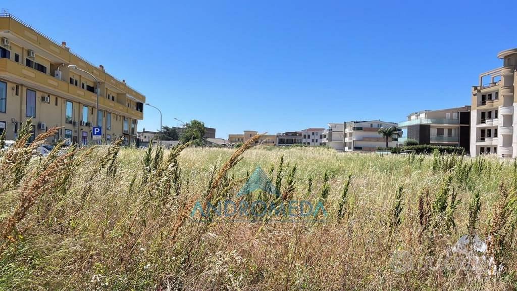 Terreno di 6260 m² a San Prisco - Vista 2