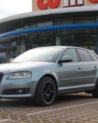 Audi a3 8p sportback ambiente 170 cv
