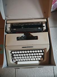 macchina da scrivere 