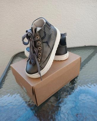Scarpe bambina