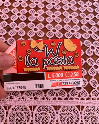 Scheda telefonica di Telecom con pasta