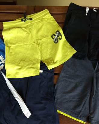 Jeans, sotto tuta, pantaloncini, completi, tuta