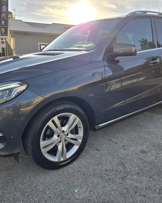 MERCEDES BENZ GLE 250D TETTO PELLE NAVI