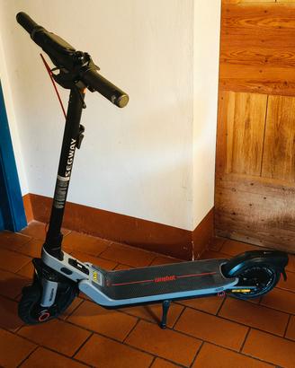 Monopattino SEGWAY Ninebot E3 PRO 