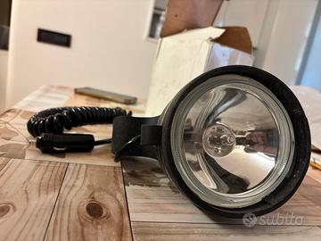 Faro di profondità e illuminazione per barche