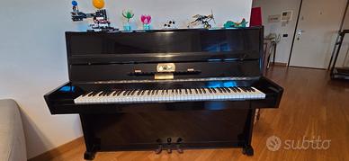 Pianoforte da studio Roitberg