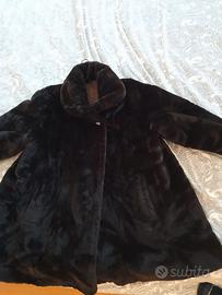 Cappotto in ecopelliccia 