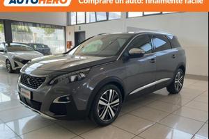 PEUGEOT 5008 LV09069
