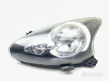 FARO ANTERIORE SINISTRO TOYOTA Aygo 2° Serie 8117