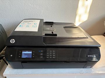 Stampante HP funzionante  con scanner e fax