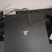 ps4 pro usata 1 tb quasi nuova 2 controller