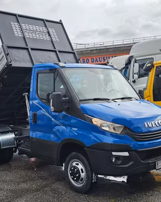 IVECO DAILY 35-180 RIBALTABILE TRILATERALE EURO