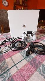 Ps4  Pro 1 tb bianca + ssd crucial bx500 1tb