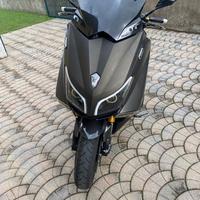 Yamaha T Max 530