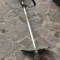 Tagliaerba a scoppio