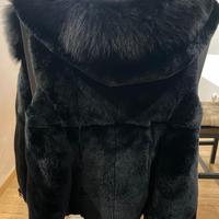 Smanicato in vera pelliccia nero
