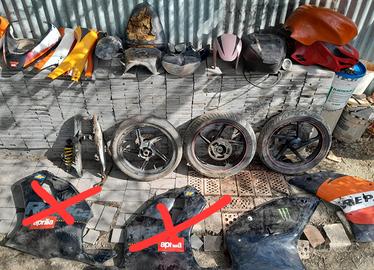 RICAMBI MOTO SCOOTER E VESPA