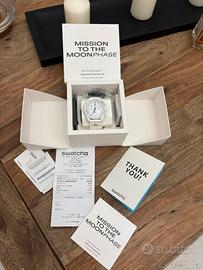 Swatch x Omega MoonSwatch Snoopy