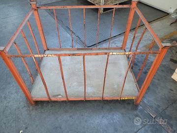 contenitore in ferro